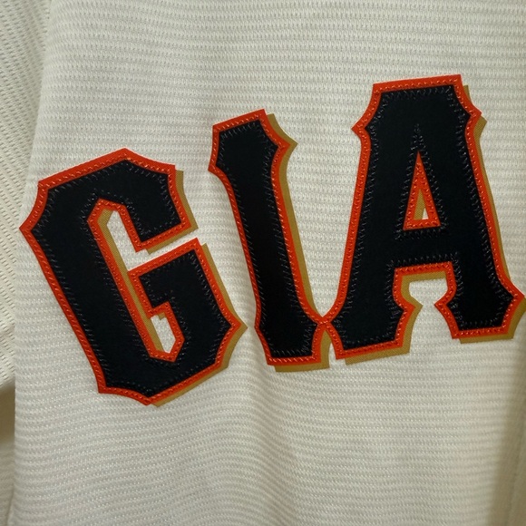 Majestic White and Black Giants Jersey - Picture 9 of 13